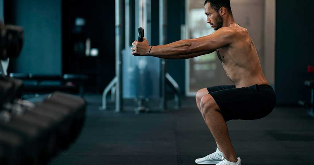 Improve your muscle strength with squats